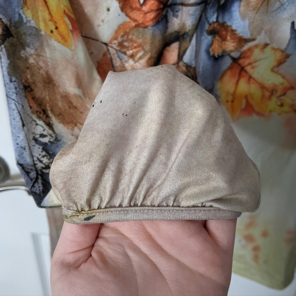 NWT Y2K Fall Leaves All Over Print Long Sleeve V-Neck Noracora Top Size Small - Picture 6 of 8